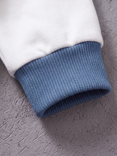Ensemble sweat-shirt pour garçons (petit) avec imprimé rayures verticales bleu faux denim sur le corps, deux rayures bleues sur les manches, logo lettre bleu simple sur la poitrine gauche, poignets côtelés, coupe ample, style sweat-shirt sweat-shirt, pant