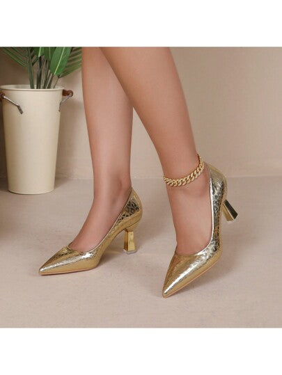 Talons hauts mode pour femmes de style européen et américain, nouvelles arrivages saisonniers 2023, sophistiqués et élégants, bout pointu avec talons épais à coupe basse et chaussures à cambrure basse