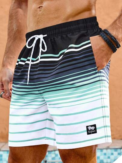 Manfinity KASUA Maillots de bain à cordon de serrage avec motif rayé et patchs pour hommes, pour la plage, les vacances, les vêtements de plage pour hommes, maillots de bain à cordon de serrage pour hommes, pantalons de plage, maillots de bain rayés