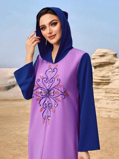 Layrah Robe à capuche de style marocain avec blocs de couleur et ornements de perles pour femmes, style soirée élégant et luxueux