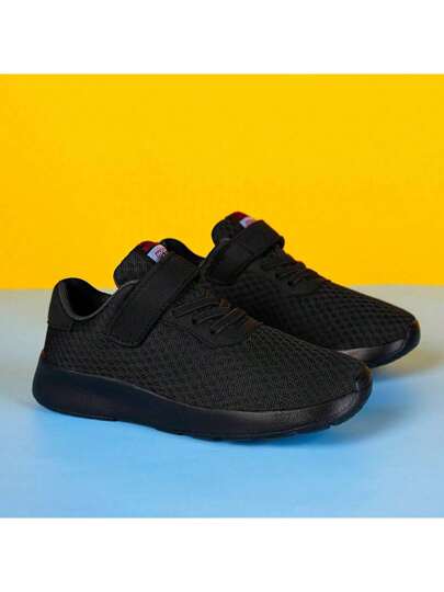 1 Paire De Chaussures De Course Légères Et Confortables Pour Femmes, Design Tout Noir, Dessus En Maille, Respirant Et Polyvalent, À Enfiler Avec Fermeture À Boucle Pour Le Printemps/été