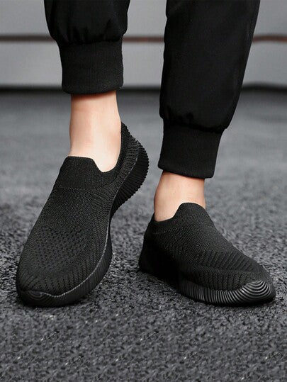 Nouvelles baskets chaussettes à enfiler en maille respirante pour femmes, chaussures légères de sport décontractées transfrontalières