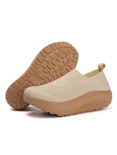 Chaussures athlétiques d'été pour femmes, chaussures de course en maille, chaussures de saut à semelle souple amortissante, chaussures de gym légères et respirantes, baskets blanches casual, chaussures de fitness à bascule pour toutes les saisons