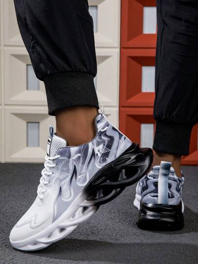 Nouvelles baskets d'été légères et confortables avec laçage, amorti, dégradé de flamme, style minimaliste campus/rue, mode décontractée pour hommes (Veuillez commander une taille au-dessus car les chaussures sont petites)