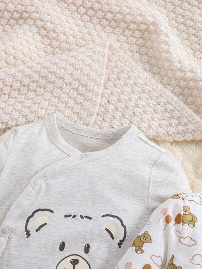 Barboteuse en tricot à manches longues avec col oblique, motif ourson mignon pour bébé garçon, confortable