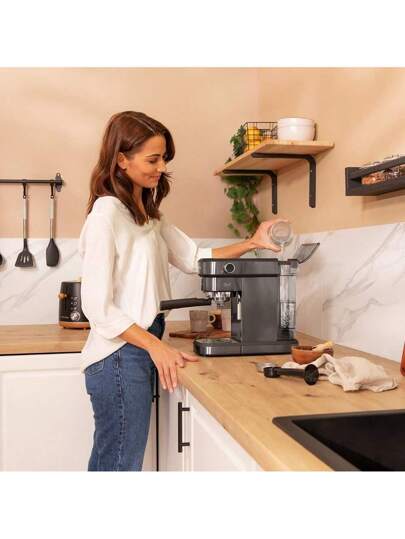 Cecotec Cafelizzia Express Cafelizzia 890 Gris Espressos et Cappuccino 1350 W Système Thermoblock 20 bars Mode Auto pour 1-2 Cafés, Vaporisateur Orientable, Capacité 1,2 L