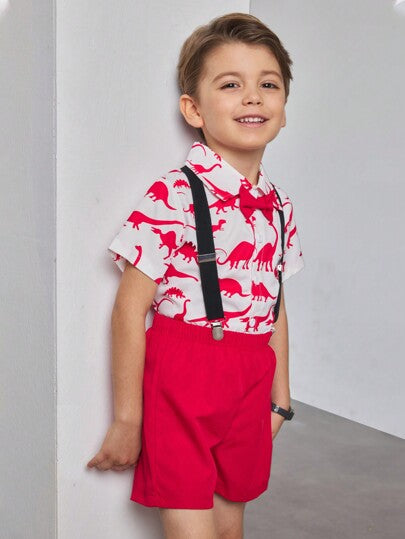 2 pièces Ensemble de chemise à manches courtes et short avec motif de dinosaure, nœud papillon et bretelles noires pour jeune garçon décontracté chic, convient pour les occasions quotidiennes, scolaires et d'été