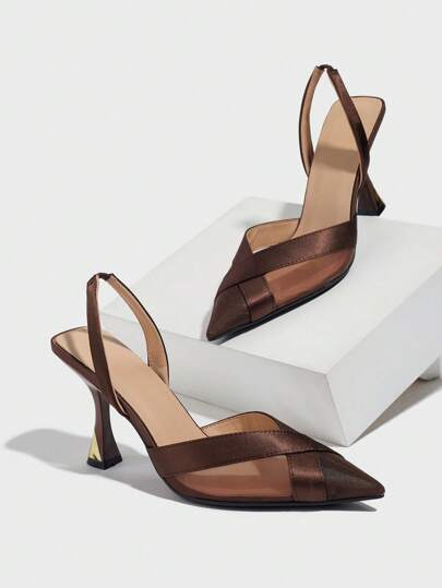 Escarpins à bout pointu avec détails en maille pour femmes, talons hauts. Chaussures de bureau confortables et à la mode, à bout ouvert. Élégantes pour les déplacements et les événements formels.