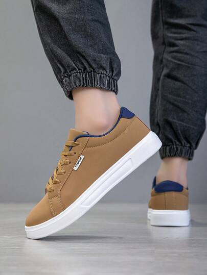 Nouvelles chaussures de sport pour hommes, baskets pour hommes, chaussures décontractées élégantes et jolies pour hommes, chaussures à lacets pour hommes, chaussures de skateboard, chaussures de planche pour hommes