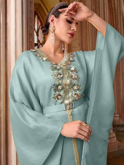 Al Najma Robe maxi fendue avec broderie et décoration de strass pour femme, caftan traditionnel turc et arabe élégant, modest