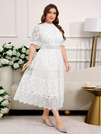 Reflora Robe midi en dentelle blanche pour femmes de grande taille, robe élégante à manches courtes pour l'été. Robes d'été pour femmes, robes blanches, robes d'été pour femmes de grande taille, robes élégantes et classiques de grande taille, robes fluide