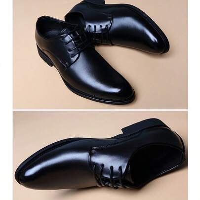 Nouvelles chaussures de ville style coréen à bout pointu britannique, chaussures décontractées d'affaires, chaussures de ville à lacets pour jeunes hommes (taillent une demi-taille grand), matériau léger