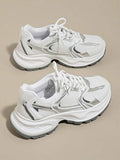 Nouvelles baskets à semelle épaisse pour femmes au printemps/automne, chaussures de loisirs à talon compensé avec semelle en maille respirante. Chaussures de mode légères et polyvalentes à lacets, blanc/gris, convenant à toutes les saisons