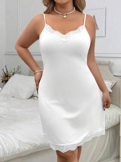 Clasi Robe nuisette en dentelle contrastée grande taille pour femmes