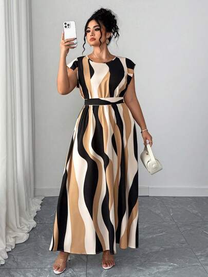 Elenzga Robe d'été décontractée mi-longue pour femmes grande taille, à col rond, manches courtes, à rayures ondulées, avec ceinture nouée, pour vacances