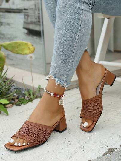 Nouvelle Arrivée Sandales à Talons Hauts Décontractées et à la mode en Tissu Tricoté Couleur Marron Frais, Design à Bout Ouvert et Bout Carré, Talon Épais, Respirantes, Sandales d'Été