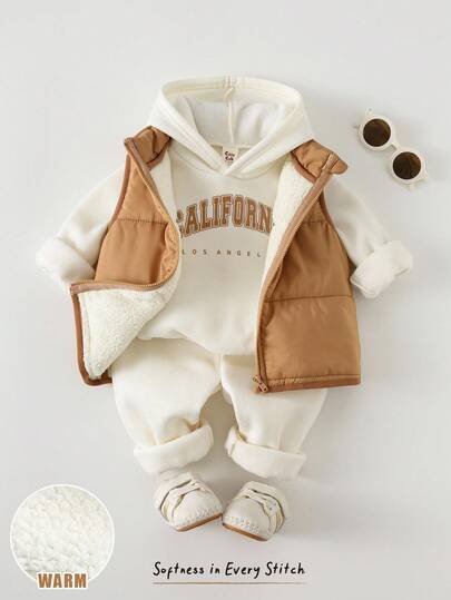 Cozy Pixies Ensemble 3 pièces pour bébé garçon beige, automne, décontracté, Sweat-shirt-shirt à capuche en tricot doux avec imprimé lettre Date, pantalon d'hiver à taille élastique & gilet matelassé sans manches, tenues nouveau-né