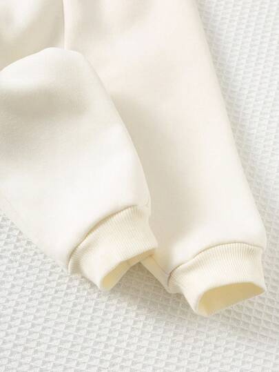 Cozy Pixies Ensemble 3 pièces pour bébé garçon beige, automne, décontracté, Sweat-shirt-shirt à capuche en tricot doux avec imprimé lettre Date, pantalon d'hiver à taille élastique & gilet matelassé sans manches, tenues nouveau-né