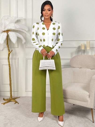 AIJ Ensemble 2 pièces femme Amarilo, Top à manches longues col V blanc et vert à pois, pantalon large. Tenue de bureau vintage élégante, parfaite pour l'automne, l'hiver et le printemps, idéale pour les vacances