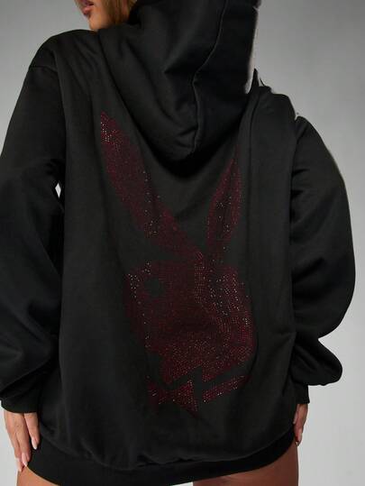 Missguided x Playboy Robe sweat-shirt à capuche oversize pour femmes avec strass en forme de lapin. Robe Sweat-shirt mini pour l'automne, l'hiver, les soirées, les sorties en club et la mode de rue. Robe mini à manches longues et capuche