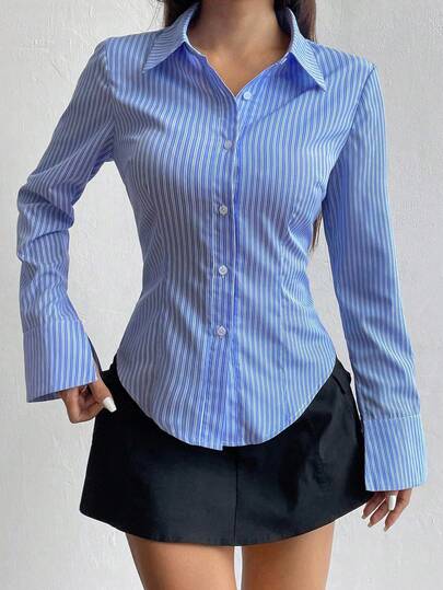 Sweetra Chemise à manches longues à boutons avec imprimé rayé coupe slim de couleur unie