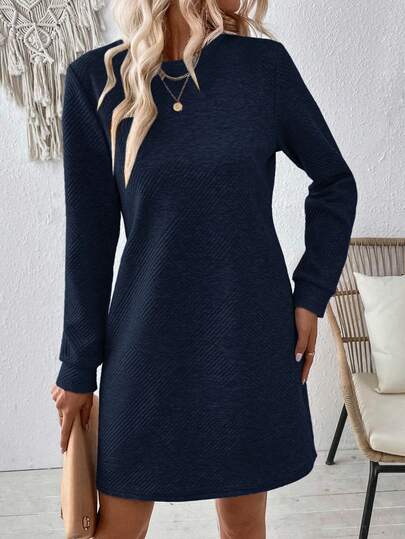 EMERY ROSE Robe ample à manches longues régulières, en tissu texturé de couleur unie, pour femmes