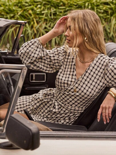 Aralina Robe mini chic à manches longues avec imprimé à carreaux, en seersucker gingham, avec nœud et lien. Parfaite pour une tenue de sortie, une robe de remise des diplômes ou un jour de Noël