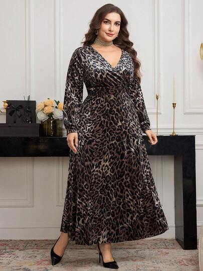 Modelyn Robe maxi élégante et romantique avec imprimé floral en velours, col en V croisé et taille cintrée, taille grande