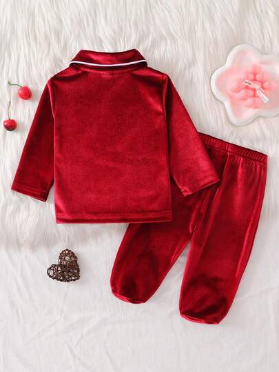 Pyjama pour nouveau-né, ensemble pyjama 2 pièces en velours rouge avec poche cœur, haut à manches longues avec boutons devant et pantalon assorti, mignon pour les fêtes, automne/hiver, tenue de nuit
