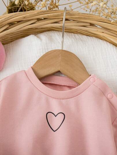 Ensemble bébé fille nouveau-né mignon et décontracté, pull à manches longues en tricot avec motif cœur et pantalon à taille élastique