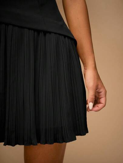 BAE Robe élégante sans manches à col asymétrique plissée de couleur unie pour femmes