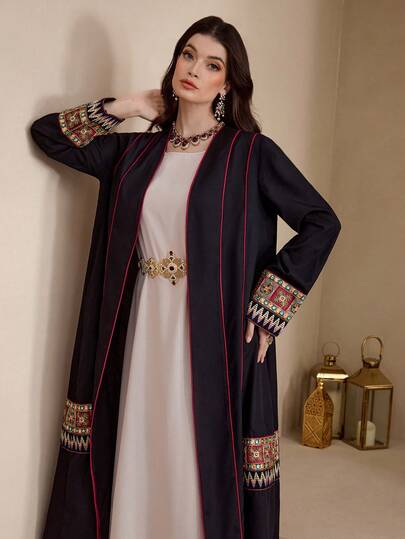 Al Najma Nouvelle veste kimono décontractée, ample et chic avec broderie florale contrastée, pour un port quotidien