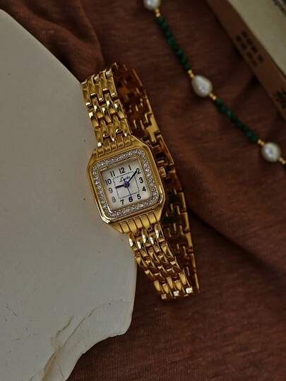 1 pièce Nouvelle montre pour femme avec cadran carré en or incrusté de strass et de zircone, étanche, style élégant minimaliste et décontracté avec cadran à chiffres romains, montre à quartz décorative convenant à la vie quotidienne et aux rassemblements