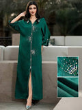 Layrah Robe arabe en satin vert faite à la main avec perles