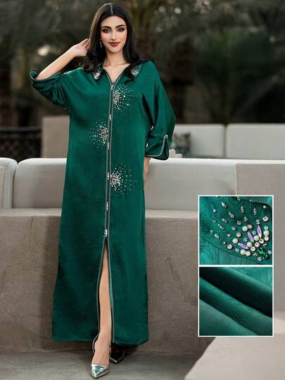 Layrah Robe arabe en satin vert faite à la main avec perles