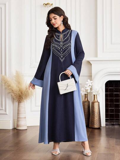 Al Najma Tunique longue turque pour femmes, style conservateur et décontracté, avec broderie et couleurs contrastées. Robe arabe pour femmes.