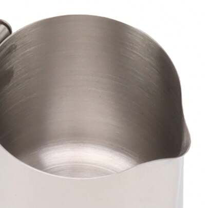 Pichet à mousser le lait en acier inoxydable, pichet à cappuccino, récipient à mousse de café avec couvercle 600 ml, accessoires de service à café