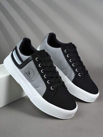 Chaussures de sport décontractées à lacets de couleur unie minimalistes haut de gamme et à la mode pour hommes, baskets pour hommes