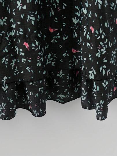 Rusticease Robe d'été bohème noire pour femmes grandes tailles, imprimé floral, manches courtes, style décontracté campagnard, col en V, tenue pour vacances et festival de printemps