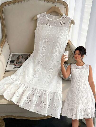 Cravure Robe à volants doubles ajourée brodée en tissu pour femmes grandes tailles, pour le printemps/été