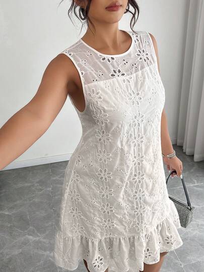 Cravure Robe à volants doubles ajourée brodée en tissu pour femmes grandes tailles, pour le printemps/été