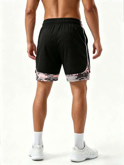 Shorts de sport 2-en-1 camouflage pour hommes avec poche pour téléphone, shorts de course et d'entraînement fitness à double couche séchage rapide, short de compression doublure camouflage numérique rose