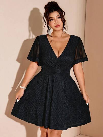 Cravure Robe en tricot élégante à encolure en V et taille cintrée, grande taille. Tissu extensible. Robe de soirée élégante et formelle pour femmes. Robe moulante. Robe romantique. Robe de mariée. Robe pour invité de mariage