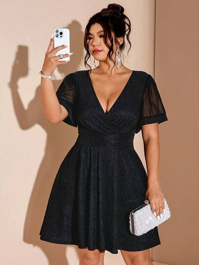 Cravure Robe en tricot élégante à encolure en V et taille cintrée, grande taille. Tissu extensible. Robe de soirée élégante et formelle pour femmes. Robe moulante. Robe romantique. Robe de mariée. Robe pour invité de mariage