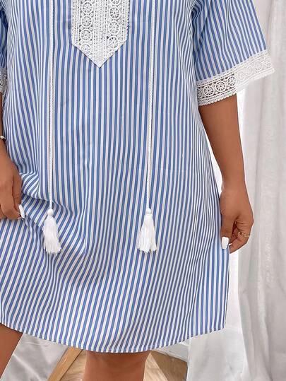 Swim Lushoire Robe de plage pour femmes grandes tailles à rayures contrastées avec dentelle et manches courtes