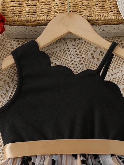 Robe en tulle rétro pour jeune fille, robe en tulle patchwork à bretelles asymétriques (avec ceinture), convient pour les fêtes d'anniversaire, les représentations sur scène, le port quotidien, les occasions formelles légères