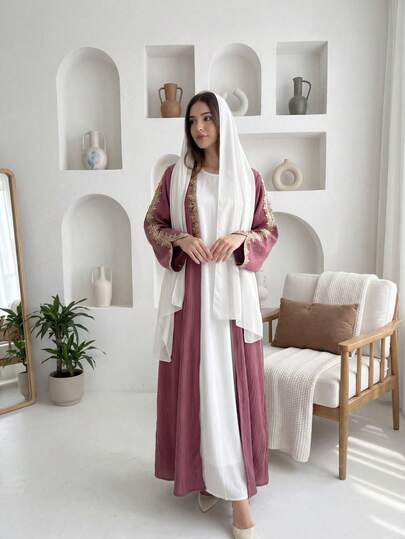 Al Najma Abaya brodé pour femmes