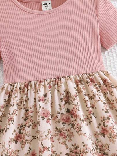 Emery Rose Kids Emery Rose Kids Robe décontractée pour jeune fille en tricot de couleur unie avec col rond et ourlet floral en tissu tissé