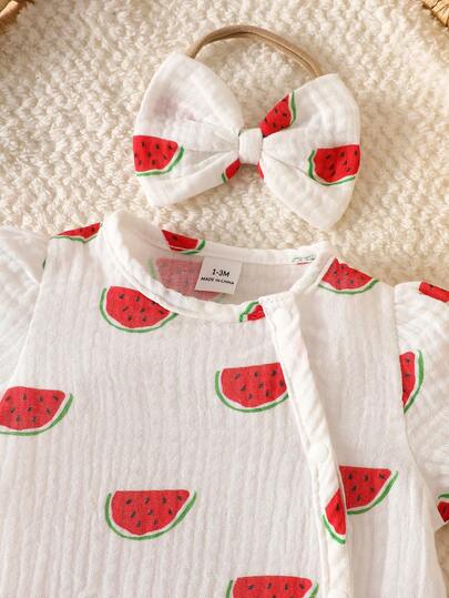 Ensemble cadeau pour bébé fille nouveau-né, nouveau romper blanc à imprimé pastèque d'été, manches bouffantes avec poignets élastiques, design de boutons asymétriques à l'avant pour un habillage facile, design de poignets de jambe élastiques, ensemble de