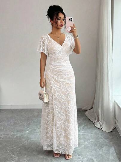 Elenzga Robe longue d'été pour femme, nouvelle, premium, blanche, en maille, col V croisé, élastique, avec manches à volants en dentelle, ourlet plissé asymétrique fendu, élégante et raffinée, pour demoiselle d'honneur, fête et mariage